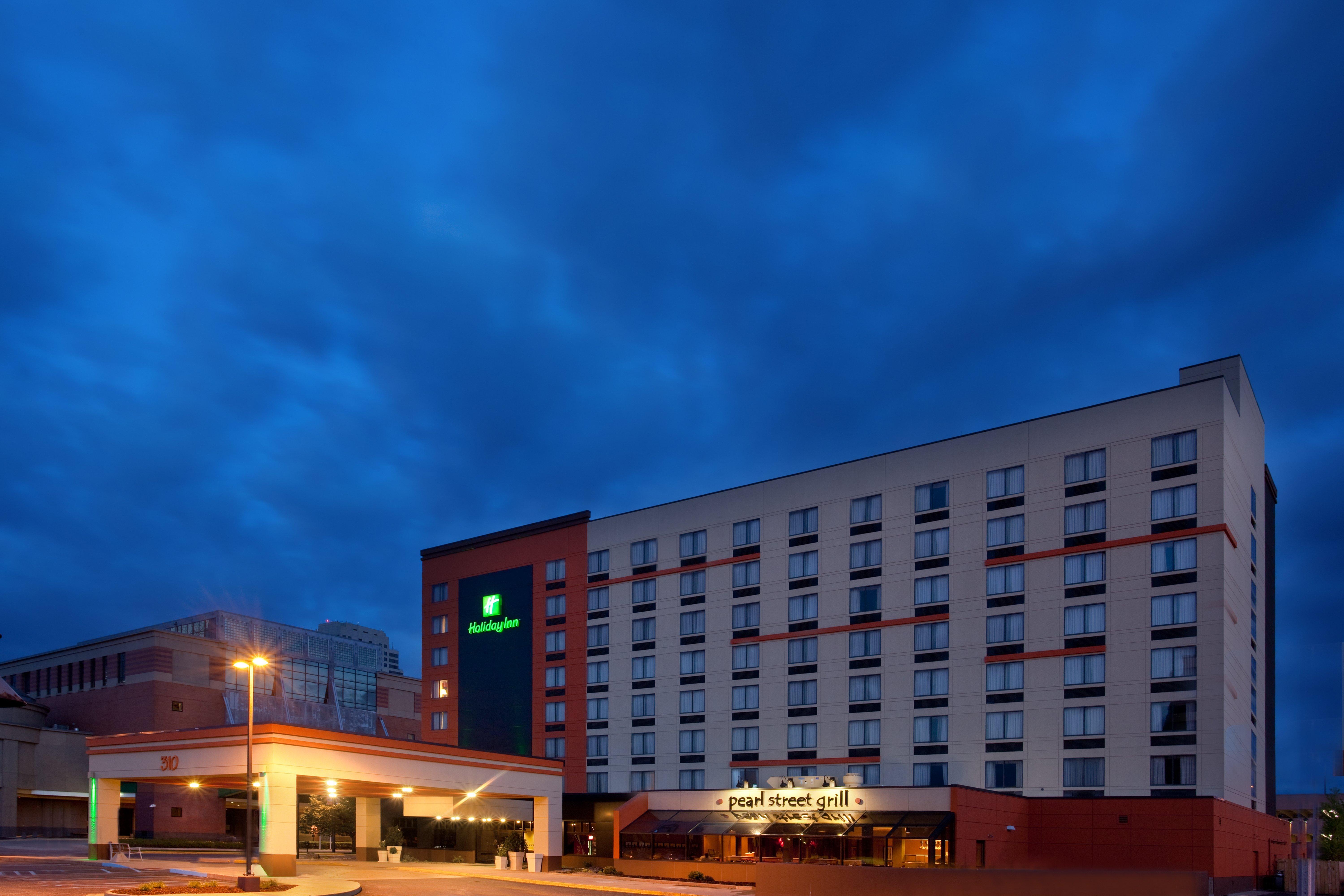 Holiday Inn Grand Rapids Downtown, An Ihg Hotel Exterior photo